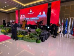 Subden 4 Detasemen Gegana Satbrimob Polda NTB Lakukan Sterilisasi Lokasi Jelang Debat Paslon Pilbup Bima 2024