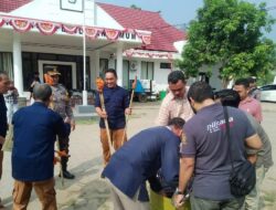 Wakapolres Bima Menghadiri Pemusnahan Surat Suara Pemilukada Yang Rusak