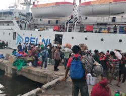 Pos Pelayanan Pelabuhan Laut Bima Ops Lilin Rinjani 2024 Amankan Kedatangan Kapal KM. WILIS dari Labuan Bajo