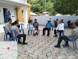 Polsek Asakota Gelar Giat Jumat Curhat di Kantor Lurah Jatibaru Timur