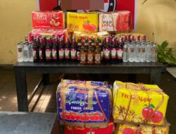 Tim Opsnal Sat Resnarkoba Polres Bima Kota Gagalkan Peredaran Ratusan Botol Miras