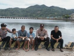 Polsek Kawasan Pelabuhan Laut Bima Laksanakan Cooling System di Areal Dermaga