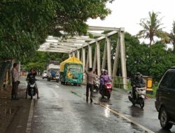 Polsubsektor Palibelo Melaksanakan Patroli Ngabuburit  di Tempat Keramaian Warga