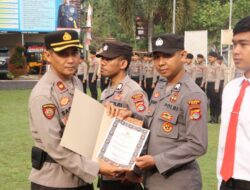 Gelar  Upacara Hari Kesadaran Nasional Polres Bima Berikan Penghargaan Bagi Personel Berprestasi