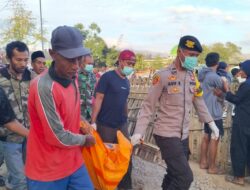 Polsek Wawo Evakuasi Korban Kebakaran Rumah di Desa Raba, Satu Orang Meninggal Dunia