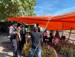 ‎Sat Samapta Polres Bima Kota Gelar Patroli Dialogis di Pantai Lawata dan Pasar Amahami