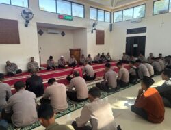 Personel Polres Bima Kota Laksanakan Kegiatan Rutin Binrohtal di Masjid Jabal Qubis